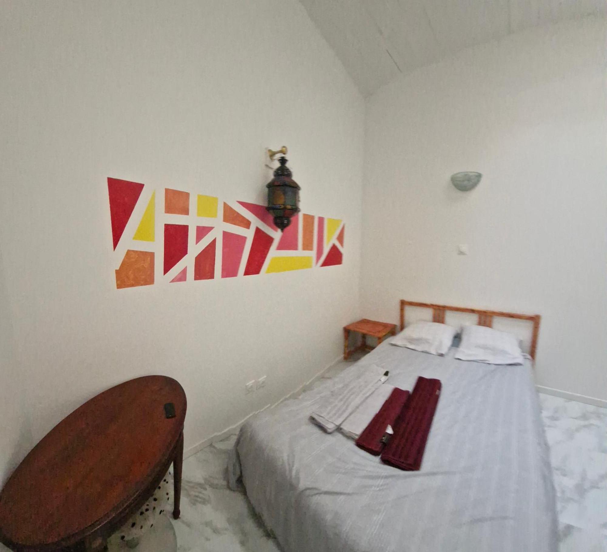 Bed And Breakfast Chez L'Habitant Marselha Quarto foto